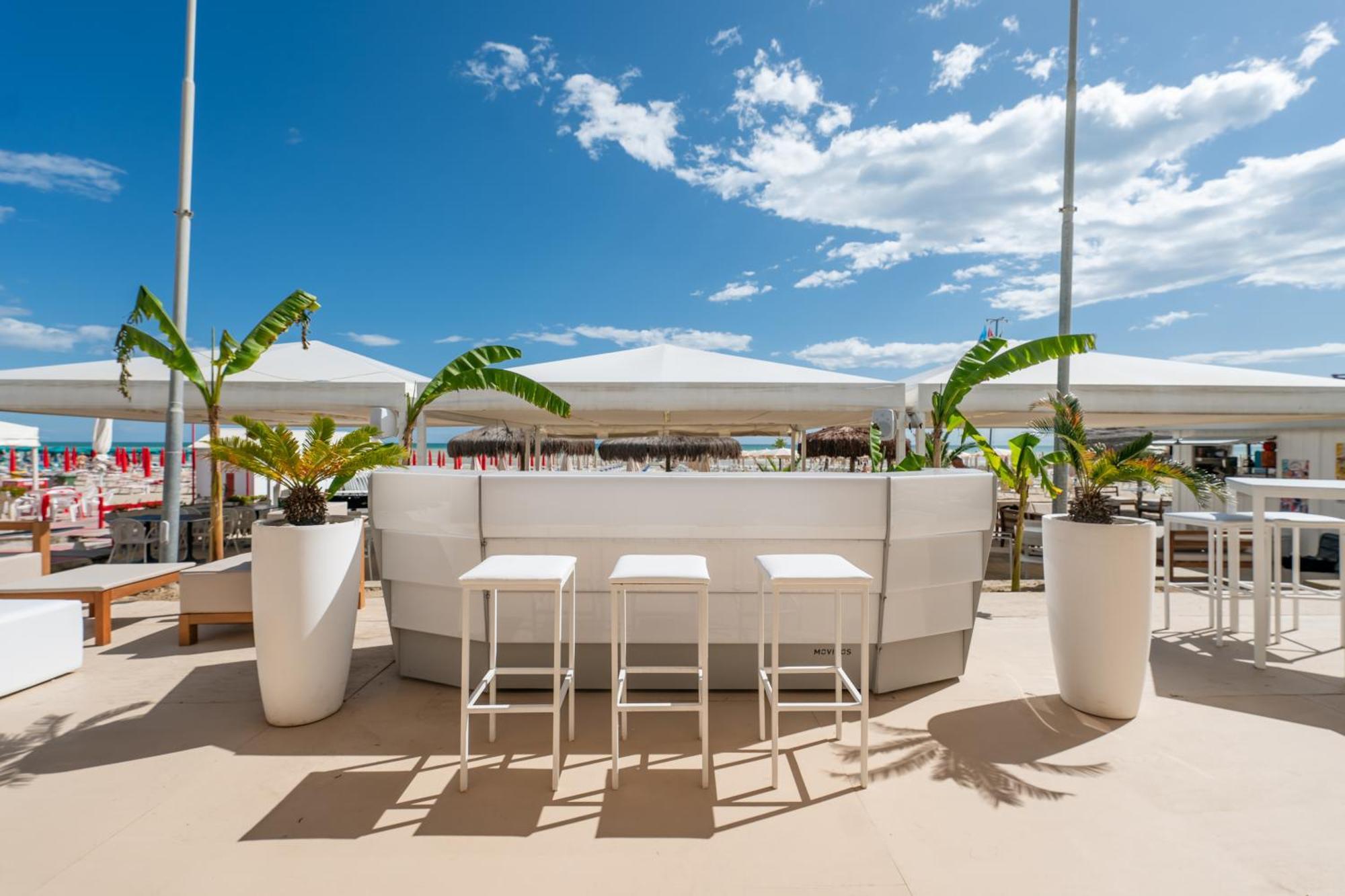 Hotel Continental Сенигаллия Экстерьер фото